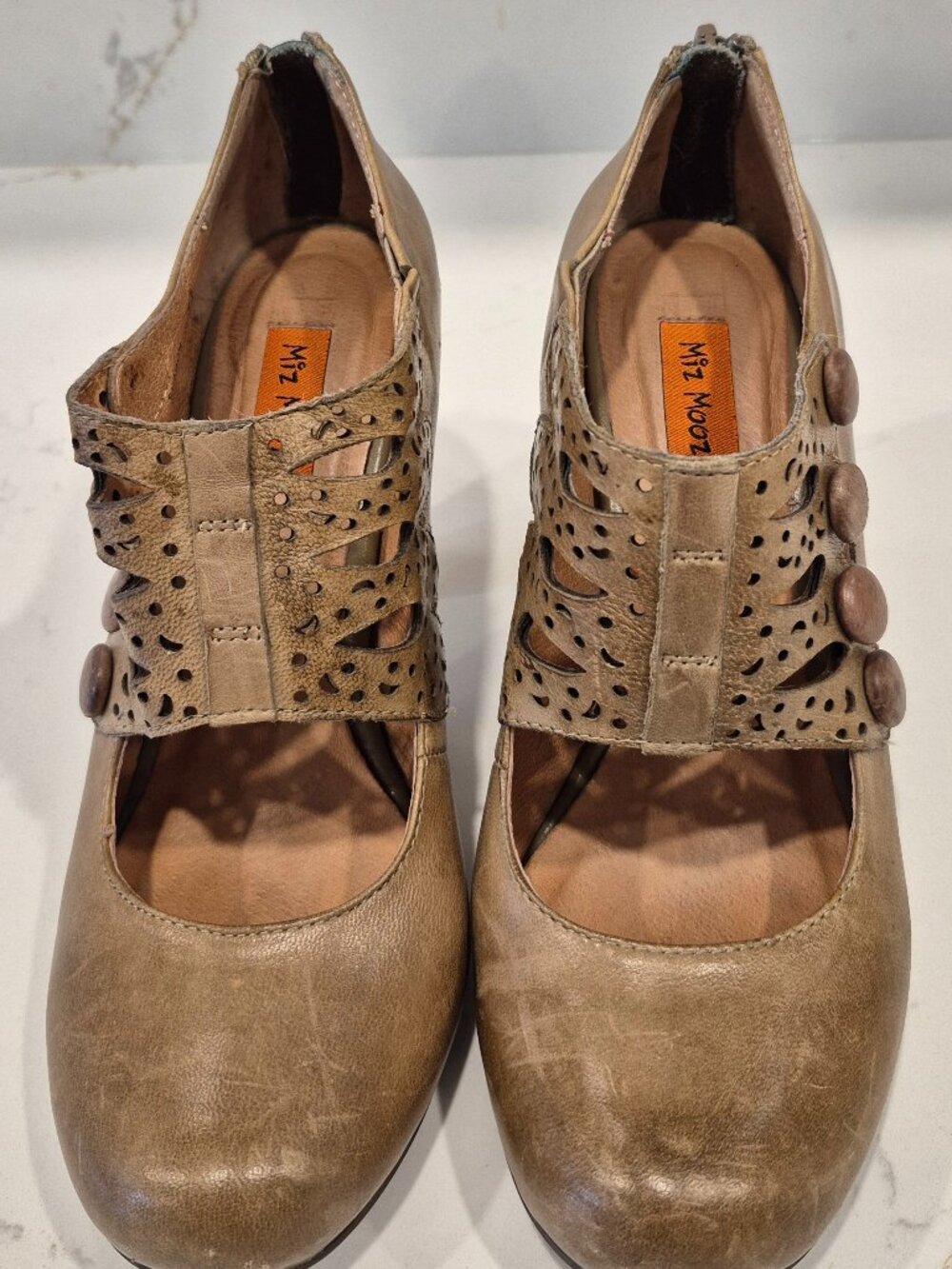 Miz Mooz, US 6.5, leather upper